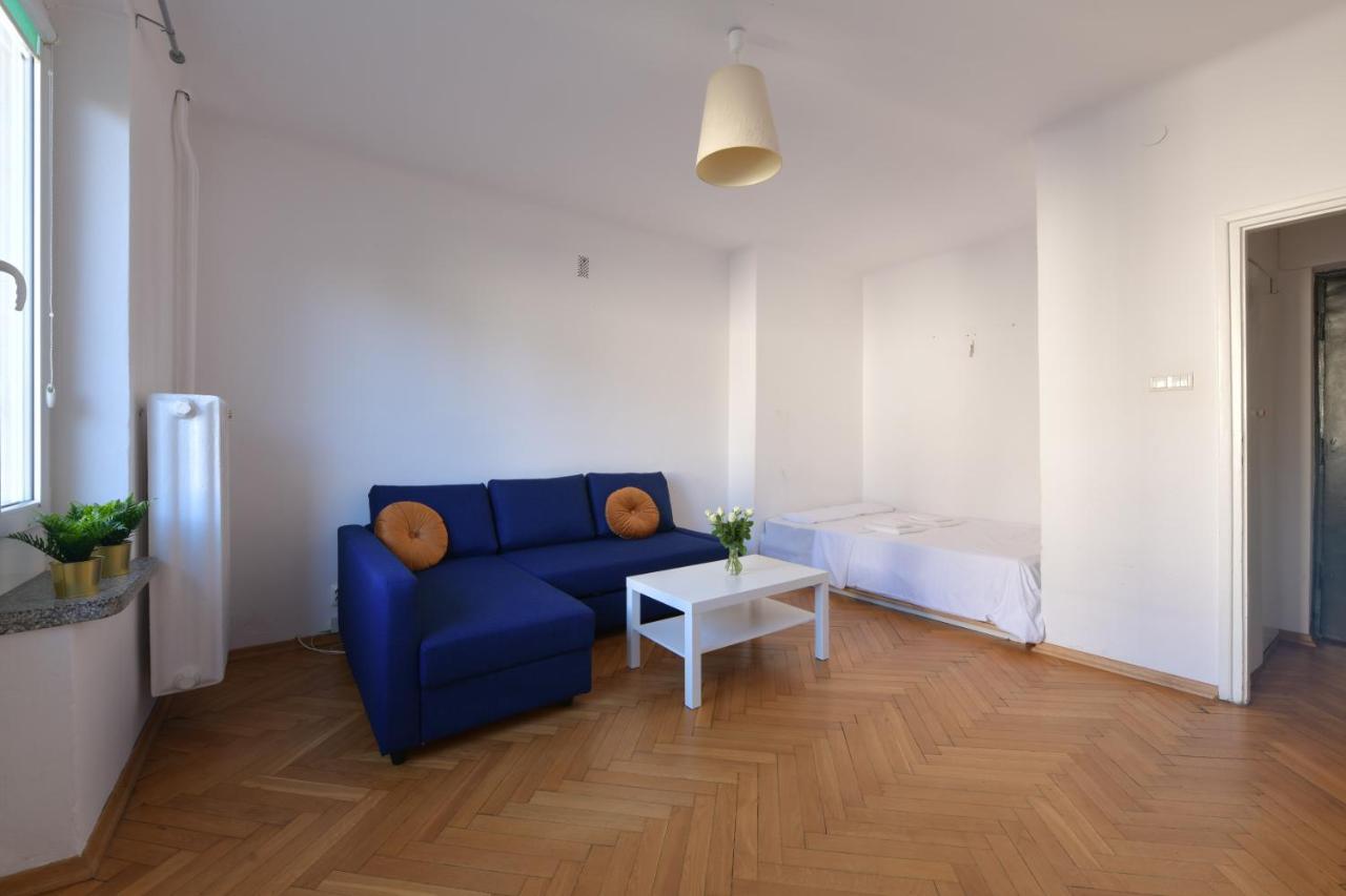 Wilcza 3 - Apartament Dla 4 Osob - 260M Do Ambasady Usa - Duzy Balkon Od Strony Dziedzinca - Wifi - Good Apartments Varsovie Extérieur photo
